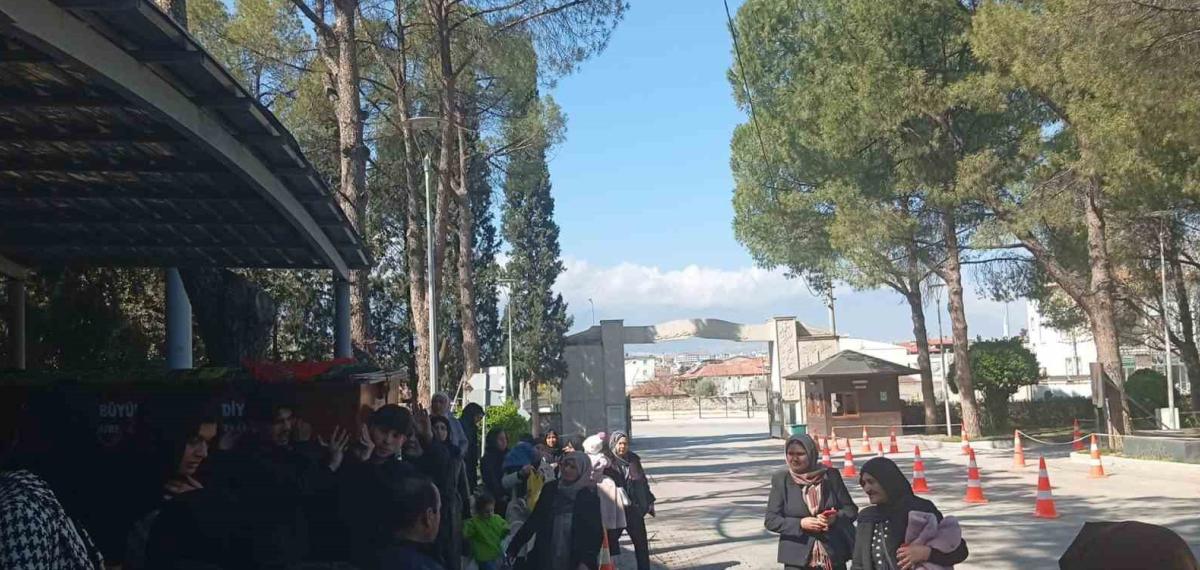 Bodrum’da Batan Botta Hayatını Kaybeden Göçmenlerden 4’ü Denizli’de Toprağa Verildi