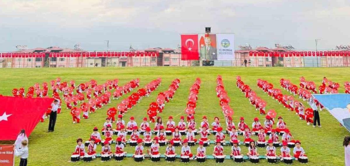 Bozdoğan’da 23 Nisan Yağmura Rağmen Coşkuyla Kutlandı