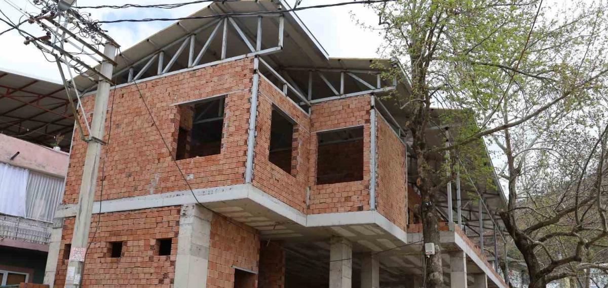 Büyükşehir’den Kırsal Mahallelere Malzeme Desteği