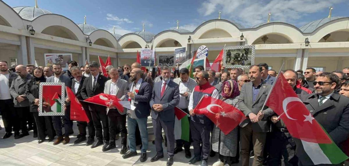 Çanakkale’de İsrail’in Filistinli Esirleri Hedef Alan ’İdam Yasası’ Protesto Edildi