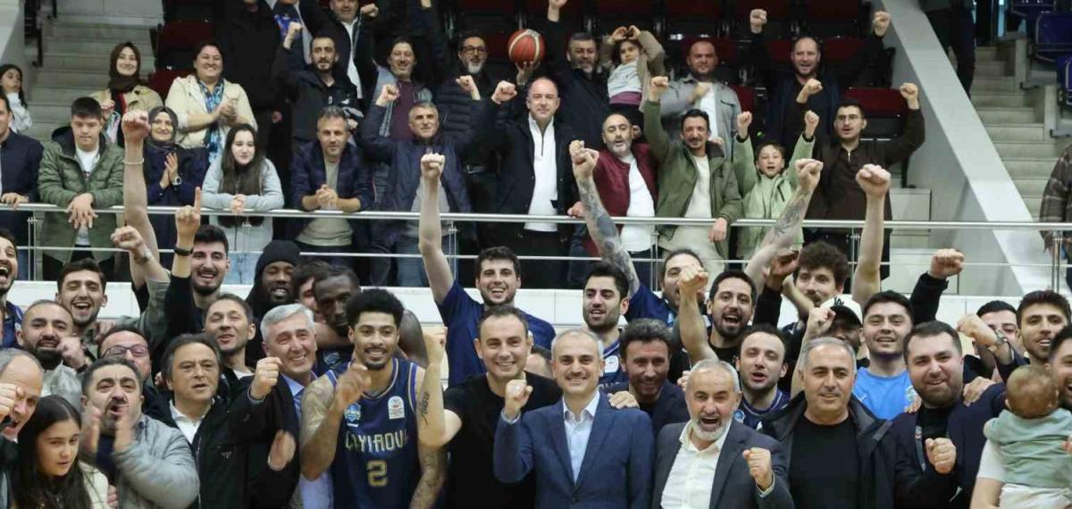 Çayırova Belediyesi Sezonu Şampiyon Tamamladı