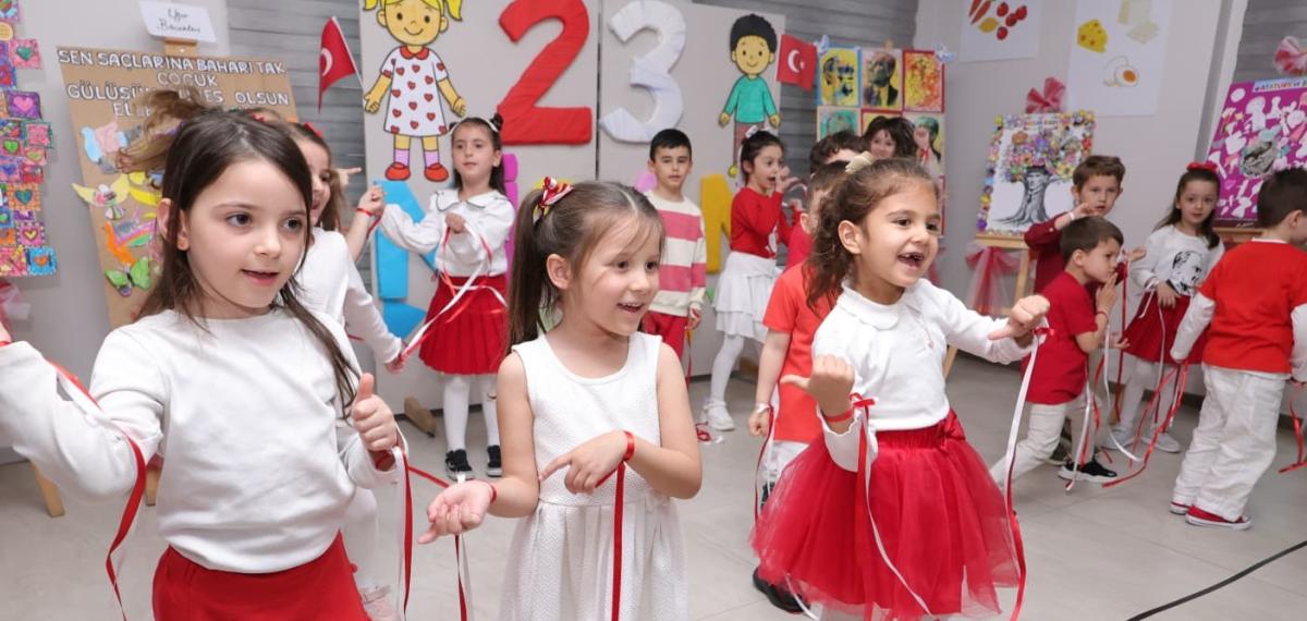 Çocuklar 23 Nisan’ı Osmangazi’de Coşkuyla Kutladı