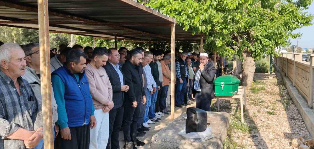 Denizde Cansız Bedenleri Bulunmuştu: İki Arkadaştan Birinin Cenazesi Defnedildi