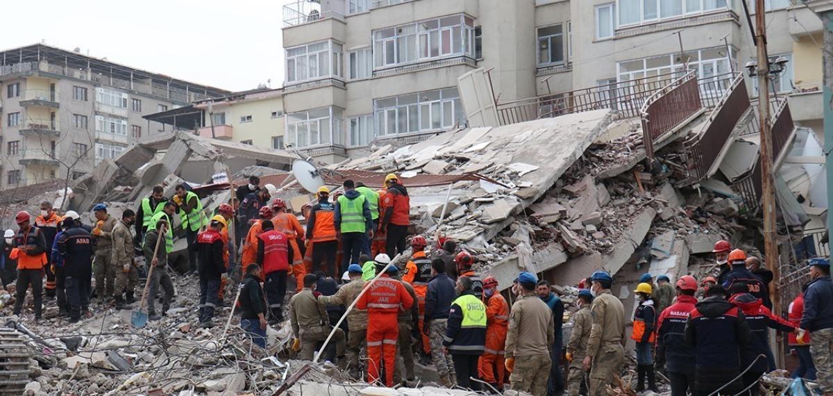 Depremde 3 Kişinin Öldüğü Binayla İlgili Davada Karar Açıklandı