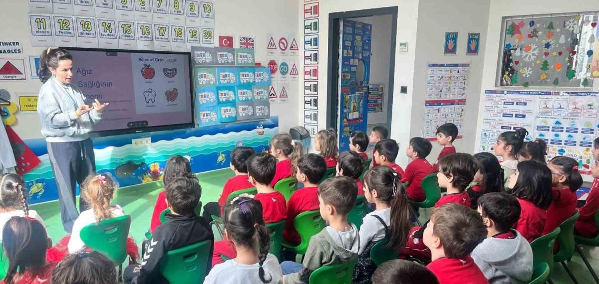 Diyarbakır’da Öğrencilere Ağız ve Diş Sağlığı Taraması: 3 Ayda 4 Bin 456 Öğrenciye Ulaşıldı