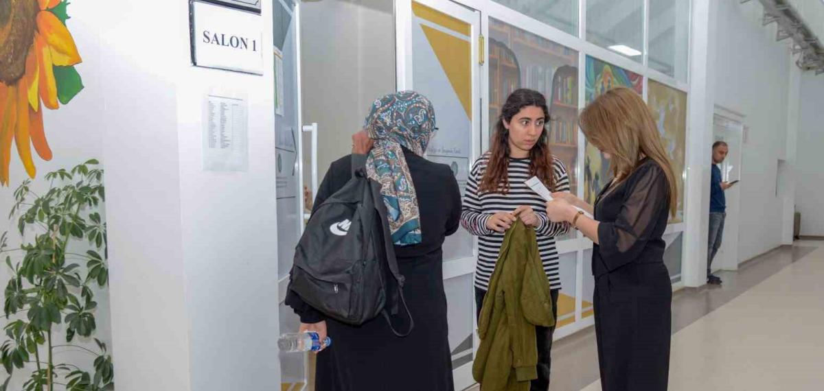 E-Kpss Adaylarına Hem Prova Hem Moral Desteği