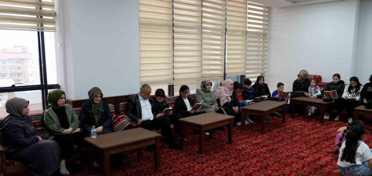 Elazığ’da ’Ailemle Okuyorum’ Etkinliği