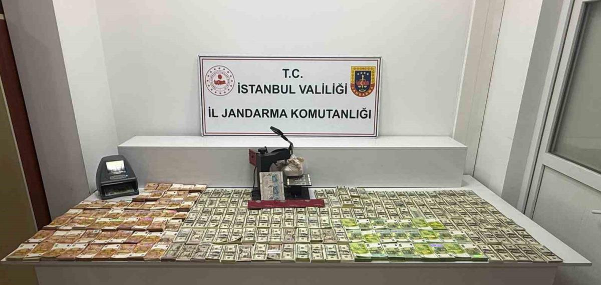 Esenler’de Sahte Para Operasyonu: Milyonlarca Sahte Döviz Ele Geçirildi