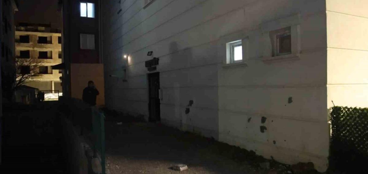 Eski Eş Dehşet Saçtı: Taşla Saldırdı, Ağır Yaraladı