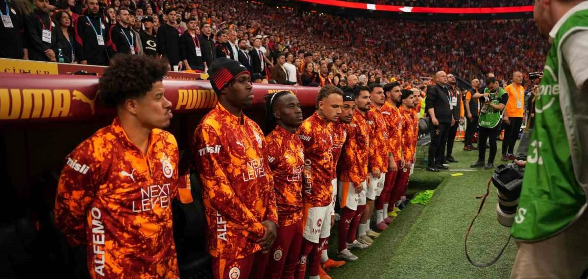 Galatasaray’da 11’de 9 Değişiklik