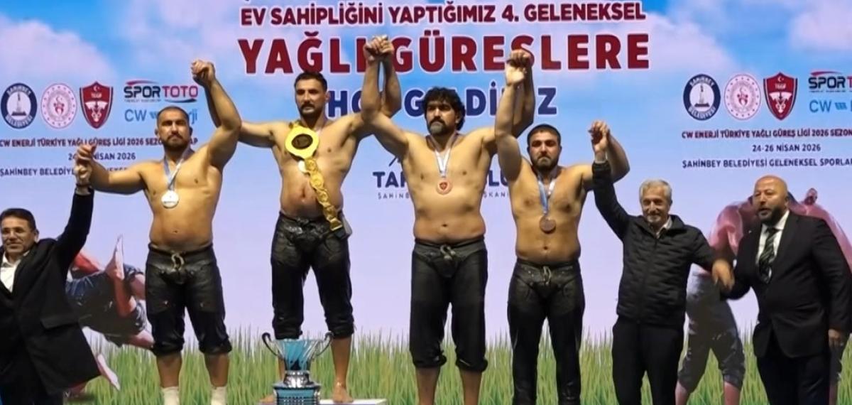 Gaziantep’te Altın Kemer Mustafa Taş’ın