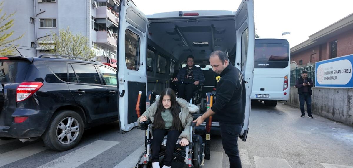 Hayallere Giden Yolda Engelsiz Taksi Köprü Oldu