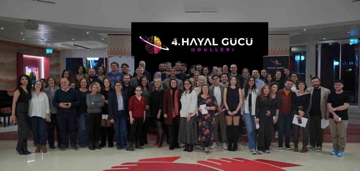 Hayallerinin Peşinden Gittiler
