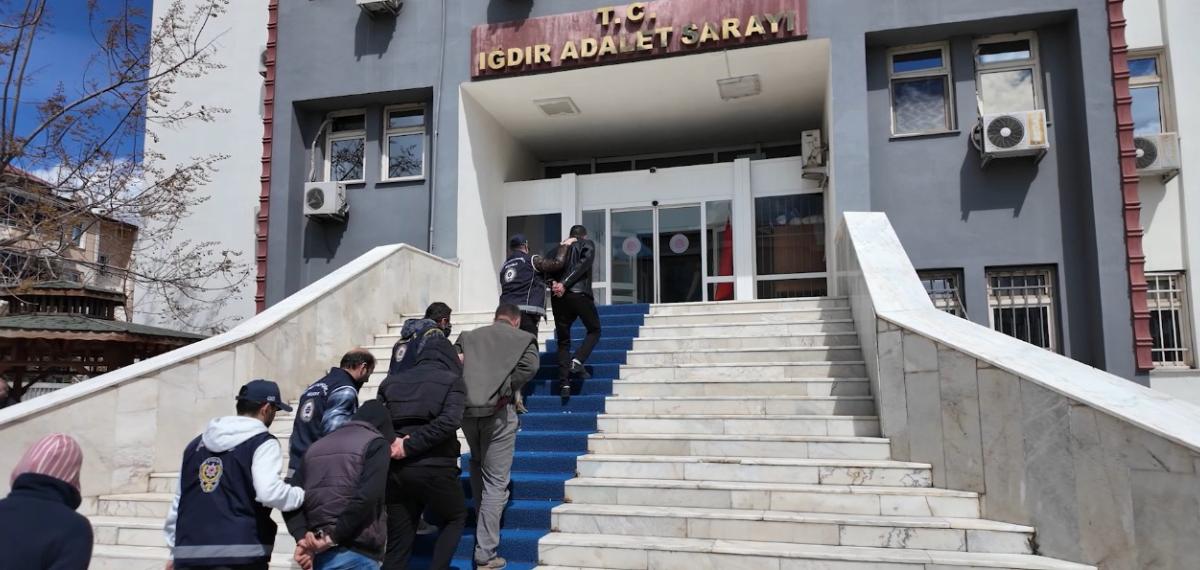 Iğdır’da Göçmen Kaçakçılığı Şebekesine Büyük Darbe: 7 Tutuklama