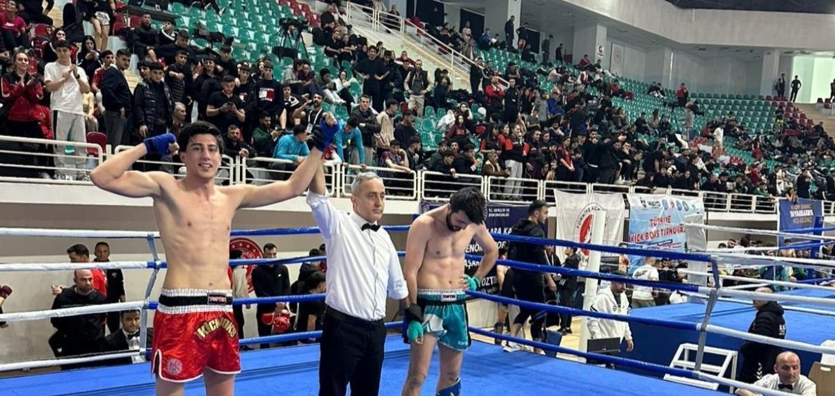 İlkadımlı Sporculardan 12 Madalya