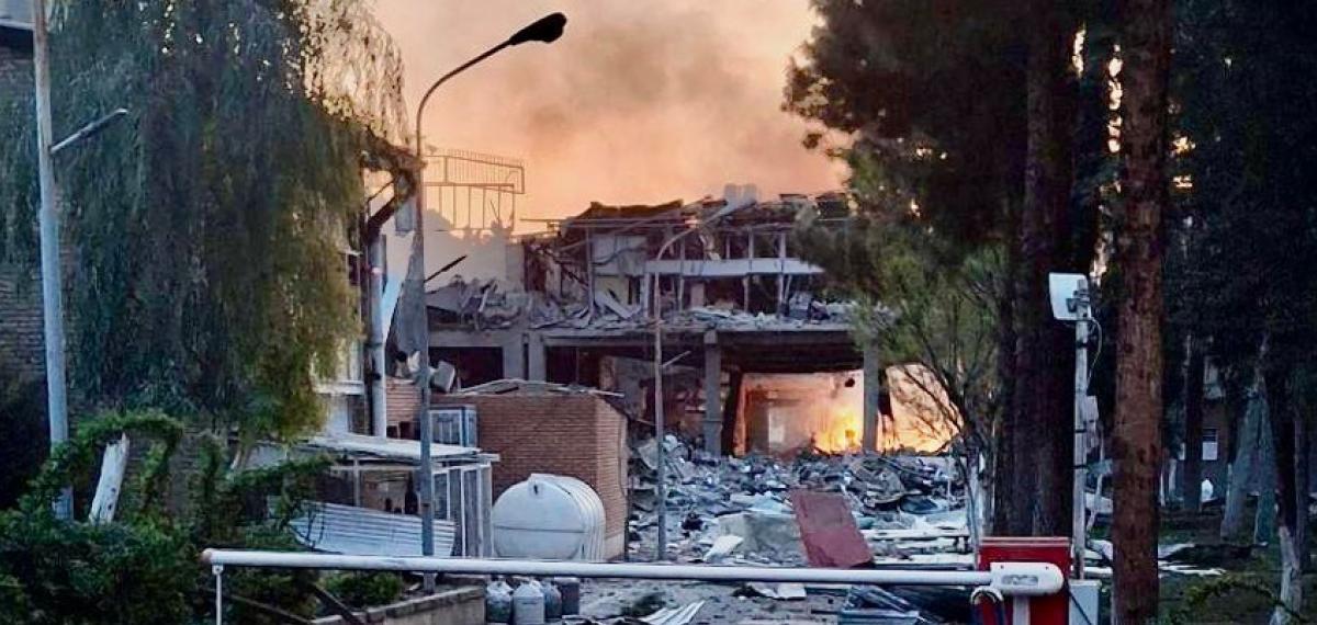 İran’ın 100 Yıllık Araştırma Merkezi Vuruldu