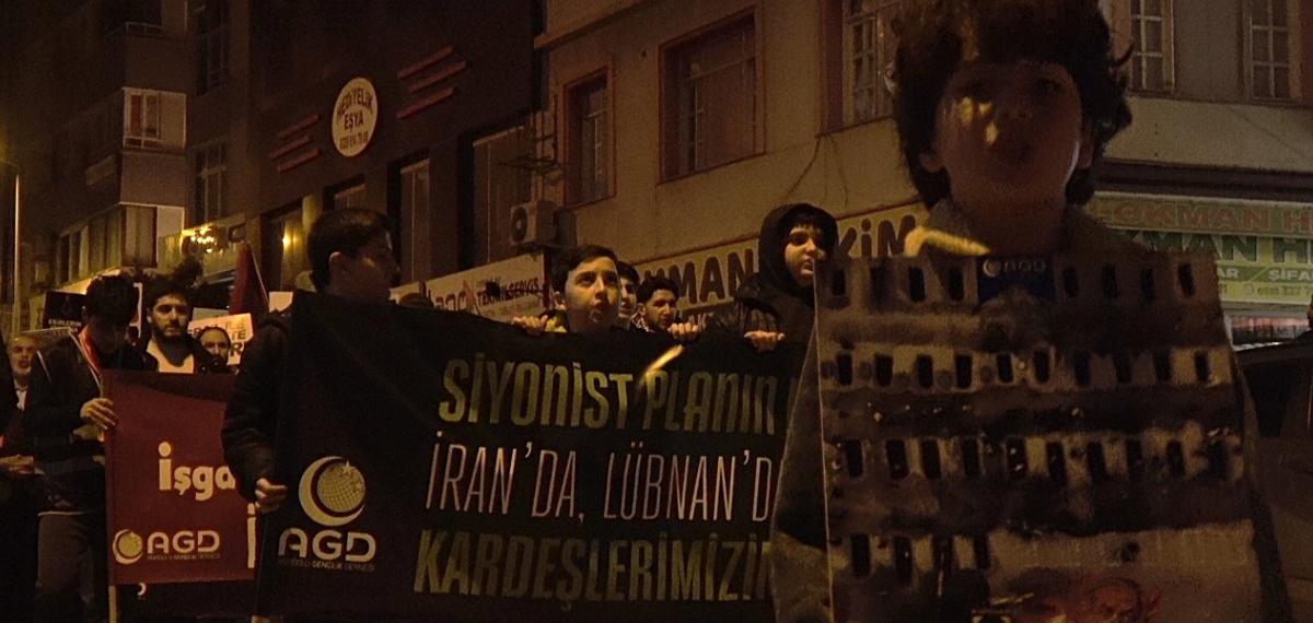 İsrail’in Zulmünü Protesto Etmek İçin Netanyahu’yu “İdam” Ettiler