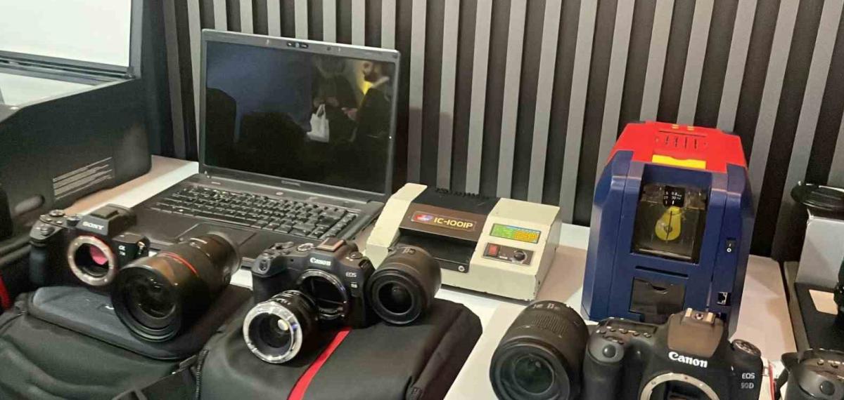 İstanbul’da Kargo Dolandırıcılığı Şebekesine Operasyon: 3’ü Kadın 10 Şüpheli Şüpheli Adliyeye Sevk Edildi