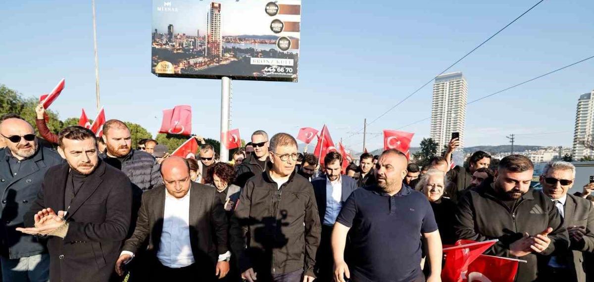 İzmir Büyükşehir Belediye Başkanı Tugay, Meslek Fabrikası Binasının Tahliyesine Tepki Gösterdi