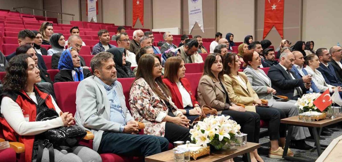 Kahramanmaraş’ta Otizme Dikkat Çeken Konferans