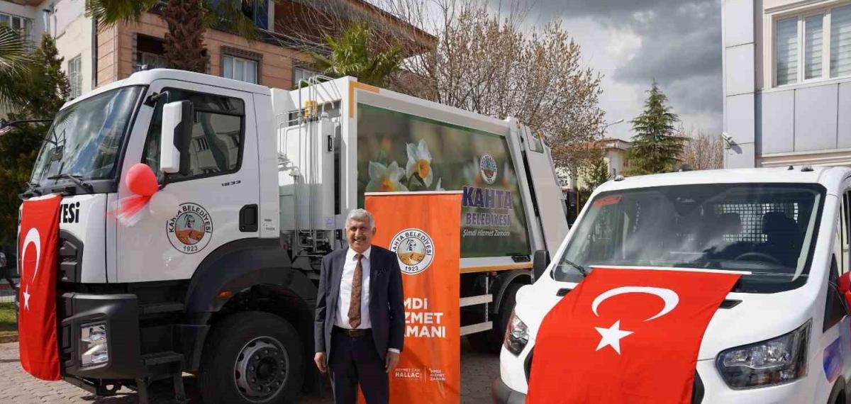 Kahta Belediyesi Araç Filosunu Güçlendirmeye Devam Ediyor