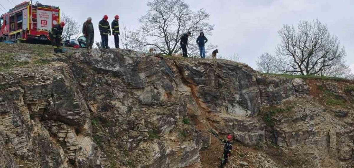Kayalıklardaki Sürüye Cansiparane Kurtarma
