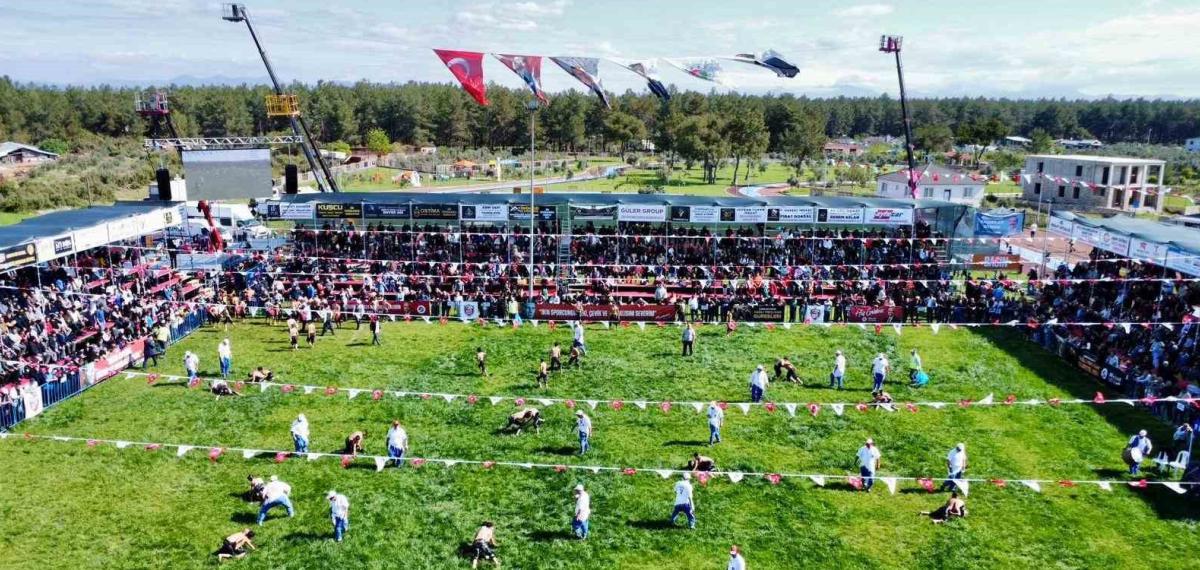 Kepez’de Pehlivanlar Dualı Çayıra Çıktı