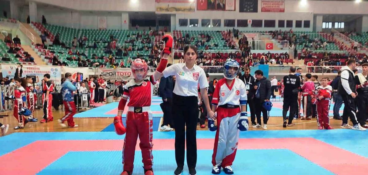Körfez’in Genç Kick Boksçuları Diyarbakır’dan Madalyayla Döndü