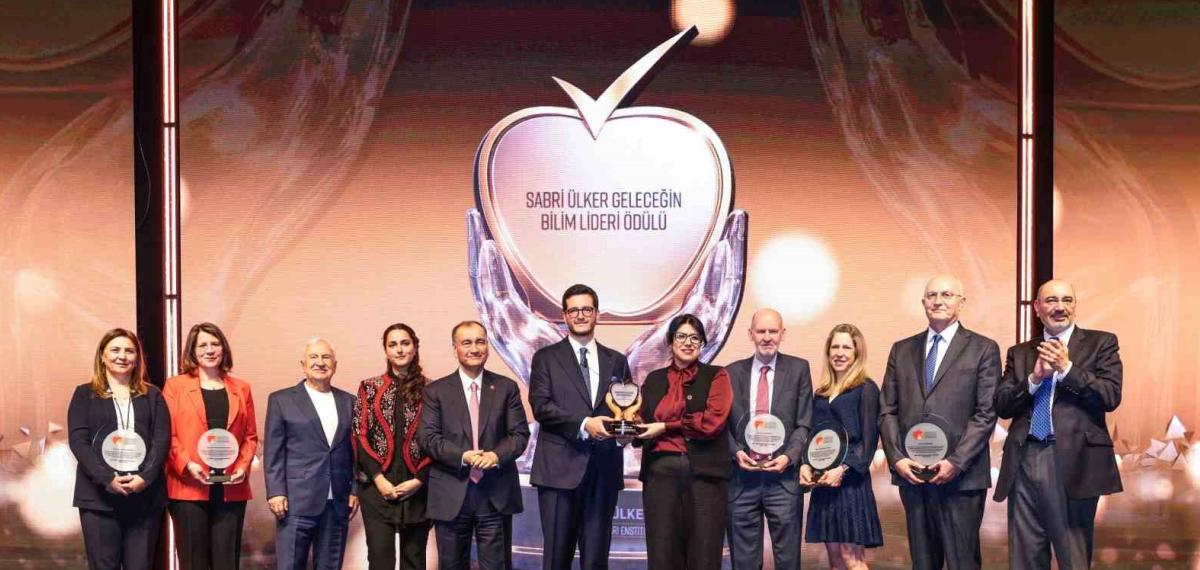 Küreselleşen Sabri Ülker Geleceğin Bilim Lideri Ödülü’nün 10’uncusu Şili’ye Uzandı