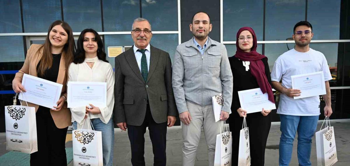 Kütüphane Haftası’nda Kitap Tutkunları Ödüllendirildi