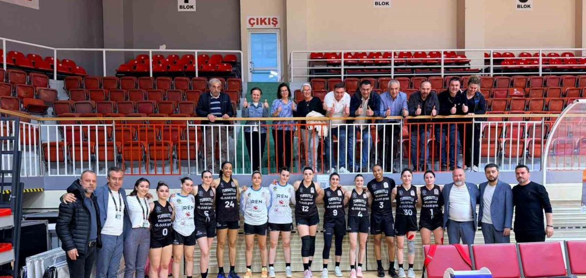 Manisa’nın Potadaki Tek Kadın Takımı Yarı Finalde