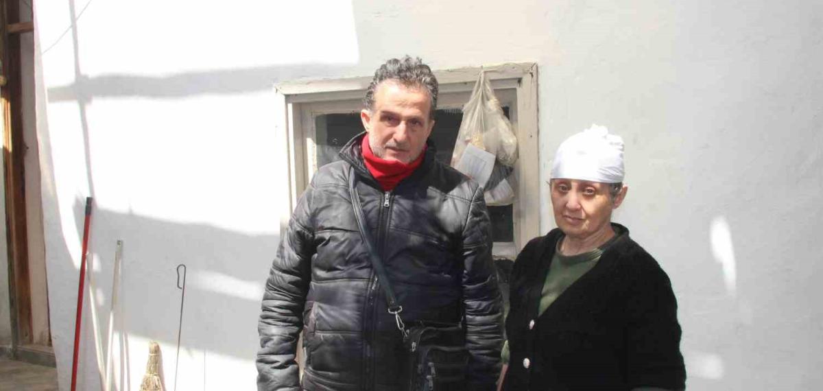 Menteşe’de Küle Dönen Evleri İçin İki Kardeş Yardım Bekliyor