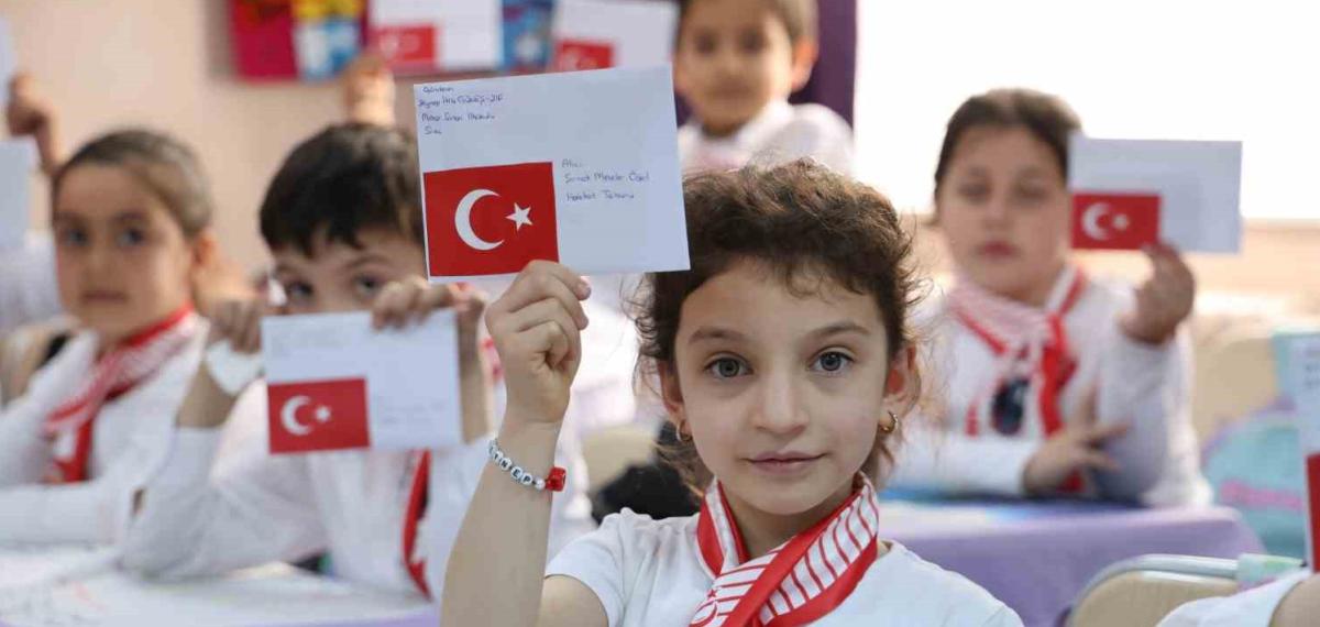 Minik Eller Yiğit Yürekler İçin Mektup Yazdı, Yiğitlerin Cevabı Gecikmedi