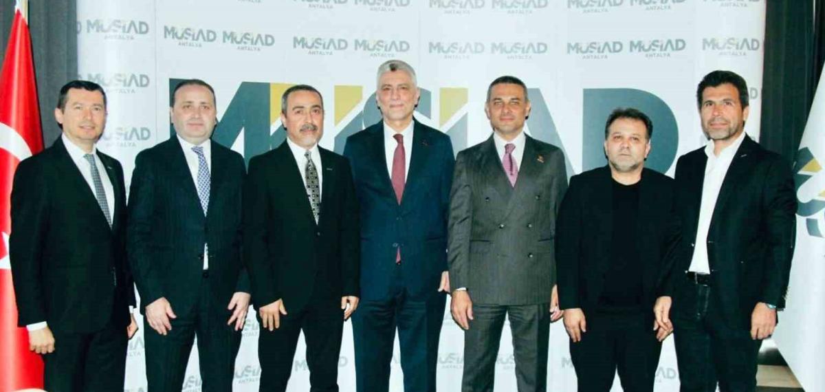 MÜSİAD Muğla Heyeti Ticaret Bakanı Bolat’ın da Katıldığı İstişare Toplantısına Katıldı