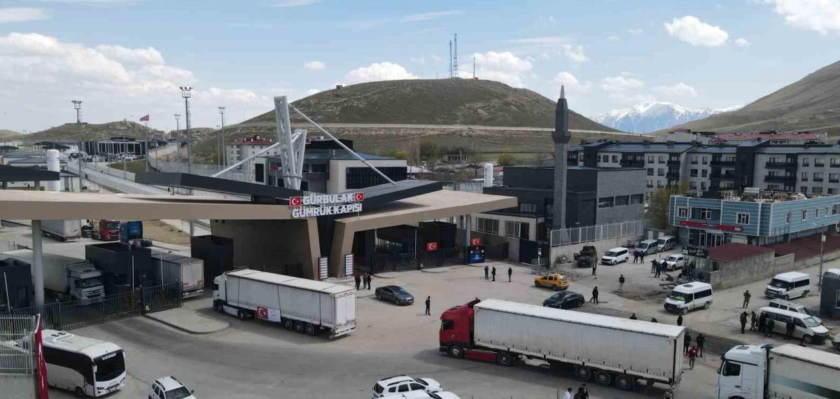 Sağlık Bakanlığı’ndan İran’a İkinci Etap İnsani Yardım Amaçlı Tıbbi Malzeme Gönderildi