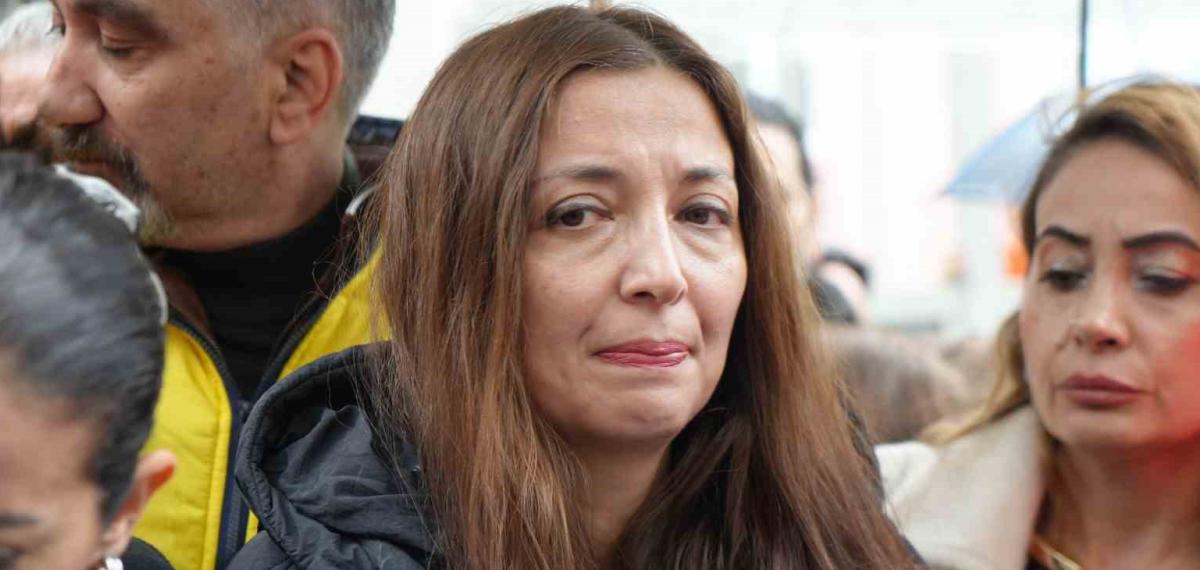 Samsun’da Veli Sınıfı Bastı, Öğretmenler Basın Açıklaması ile Tepki Gösterdi