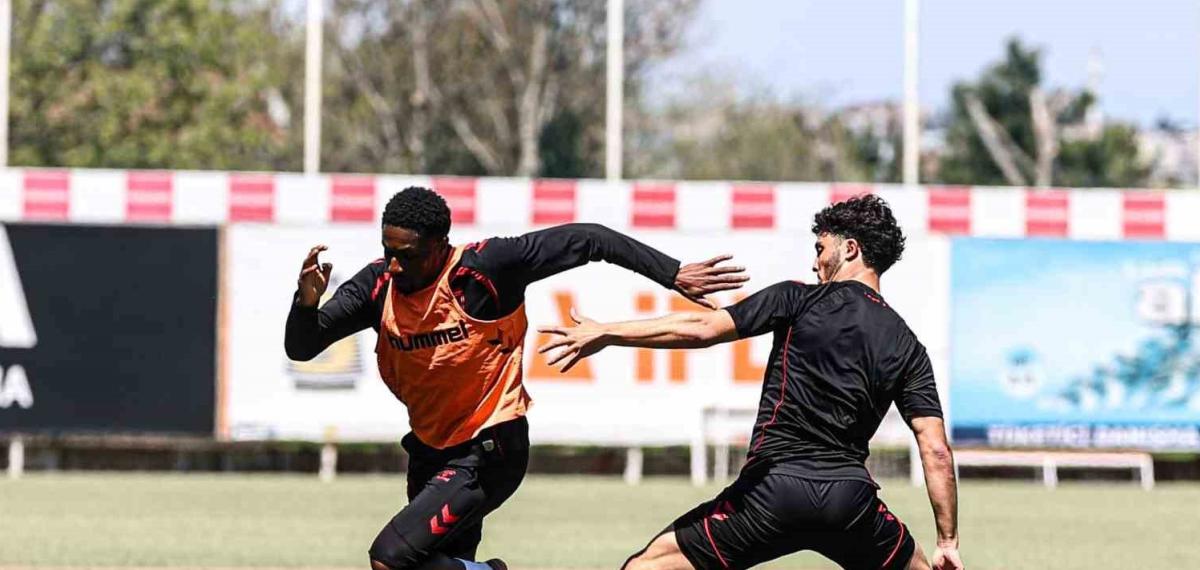 Samsunspor, Ara Vermeden Alanyaspor Hazırlıklarına Başladı