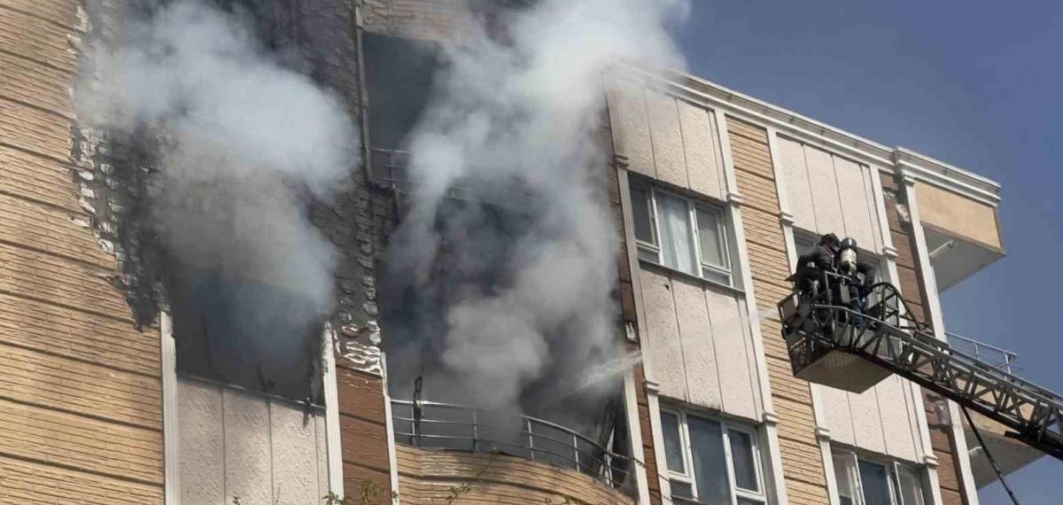 Şanlıurfa’da Korkutan Yangın: Mahsur Kalanlar Kurtarıldı