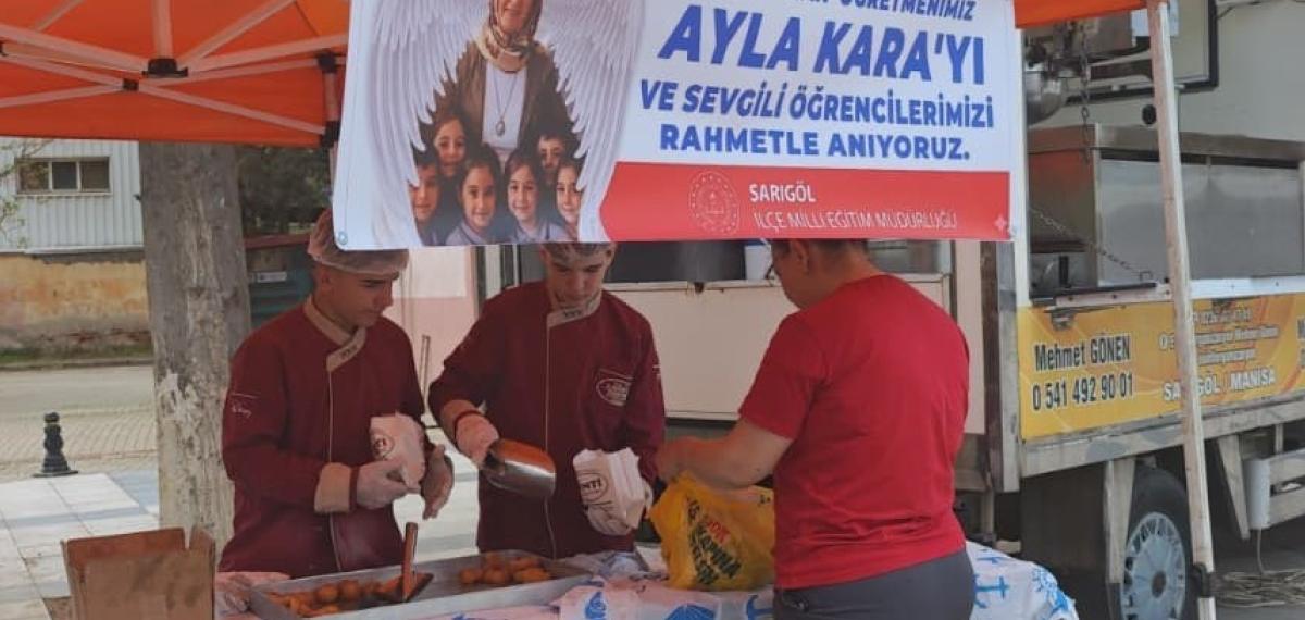 Şehit Öğretmen ve Öğrenciler İçin Lokma Hayrı