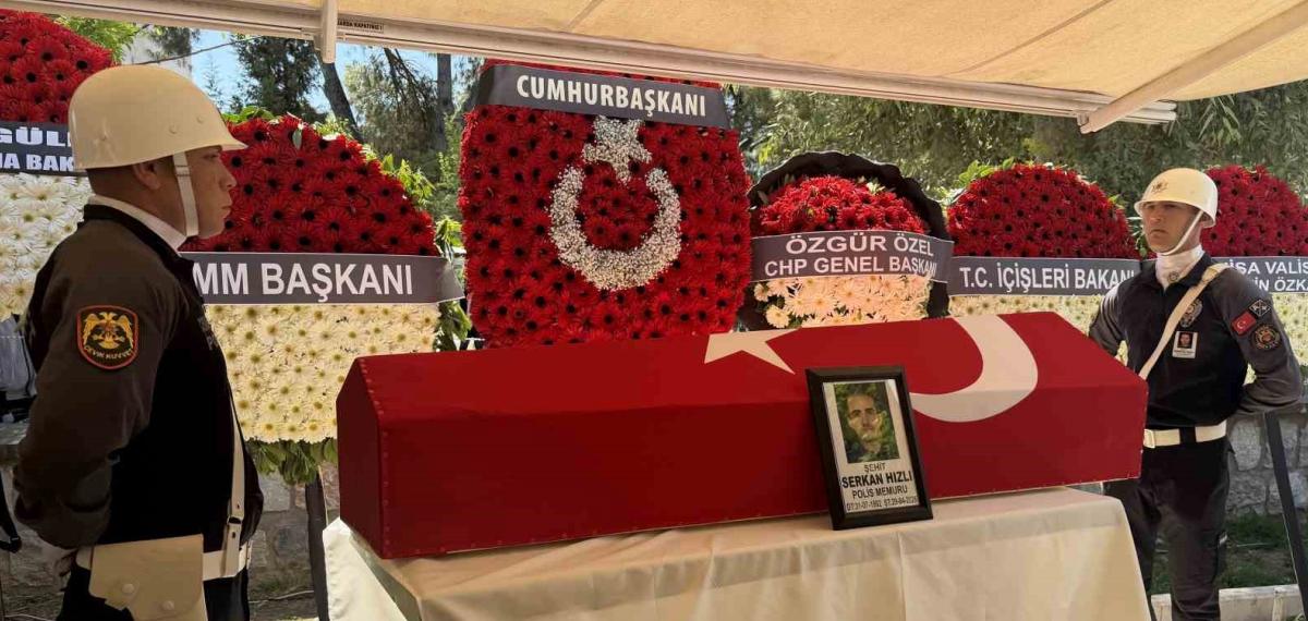 Şehit Polisin Cenazesinde Gözyaşları Sel Oldu