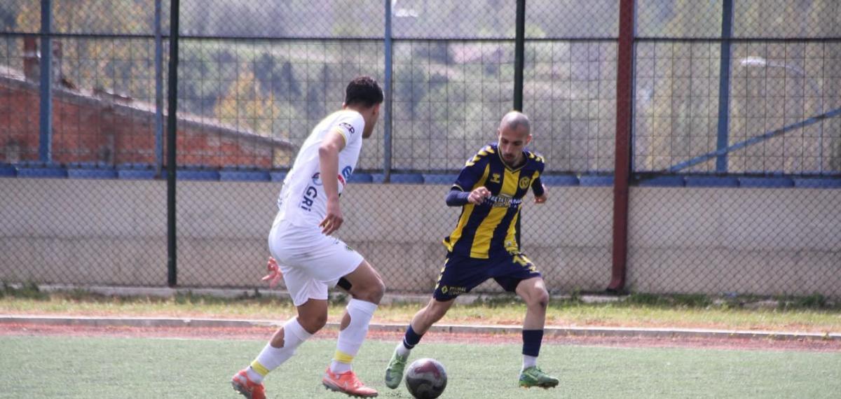 Söğütspor Kendi Evinde Fırsatı Tepti