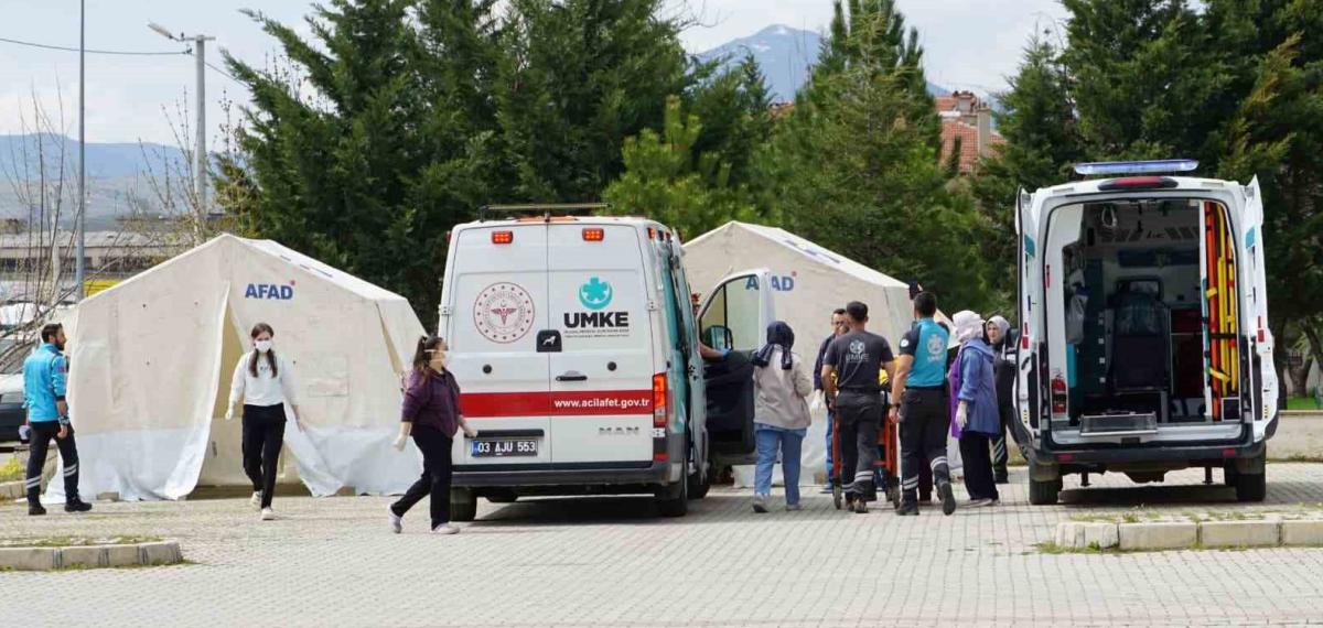 Tatbikat İçin Canlı Canlı Tabuta Girdi