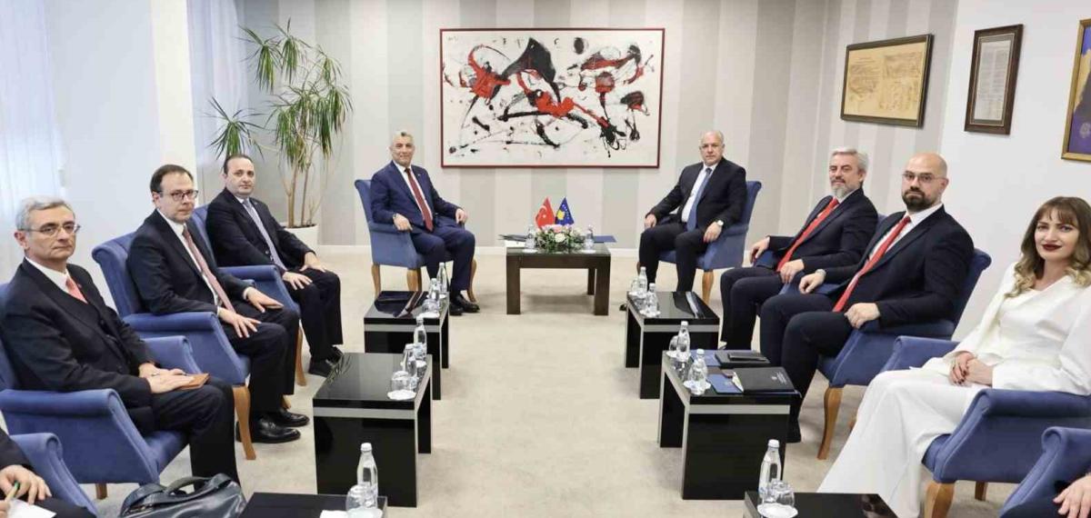 Ticaret Bakanı Bolat, Kosova Başbakanı Kurti ile Bir Araya Geldi
