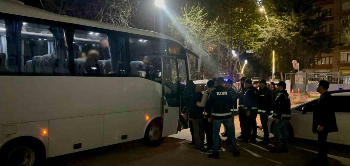 Tokat’ta Ehliyet Sınavında Yapay Zekalı “Joker Aday” Operasyonu: 14 Tutuklama