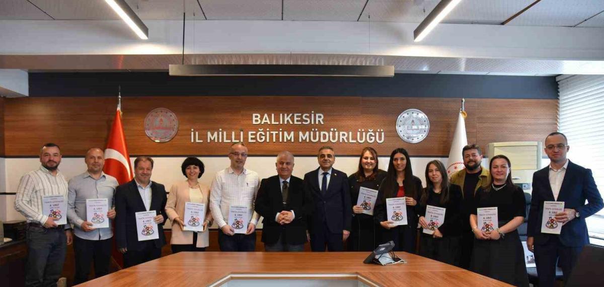 Trafik Güvenliği Ders Kitabı Öğrencilerle Buluştu