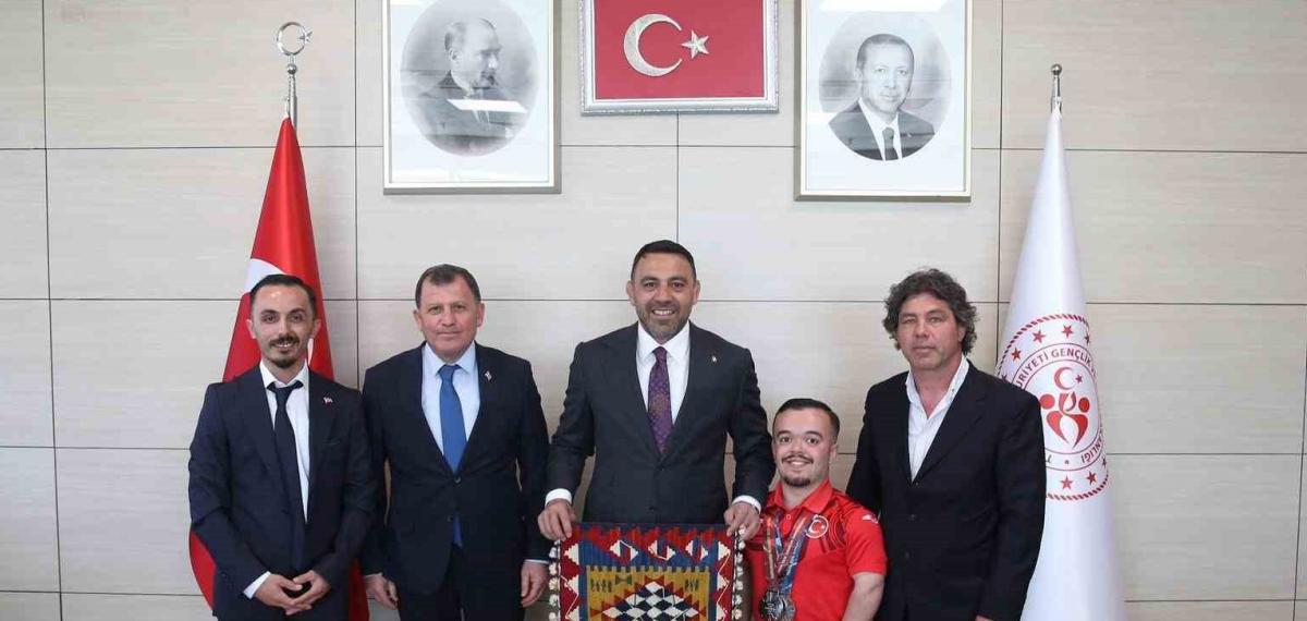 Türkiye’nin İlk Paralimpik Halter Salonu Kayseri’de Yapılacak