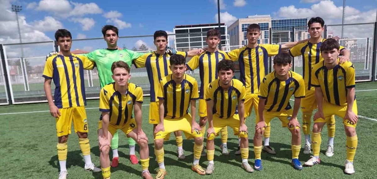 U19 Gelişim Ligi 8. Grup: Talas Belediyespor: 2 – Adanaspor: 1