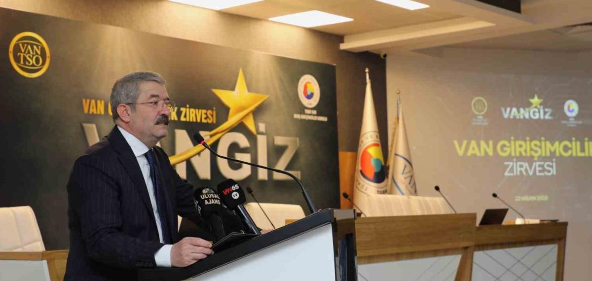 Van’da Girişimcilik Zirvesi Düzenlendi
