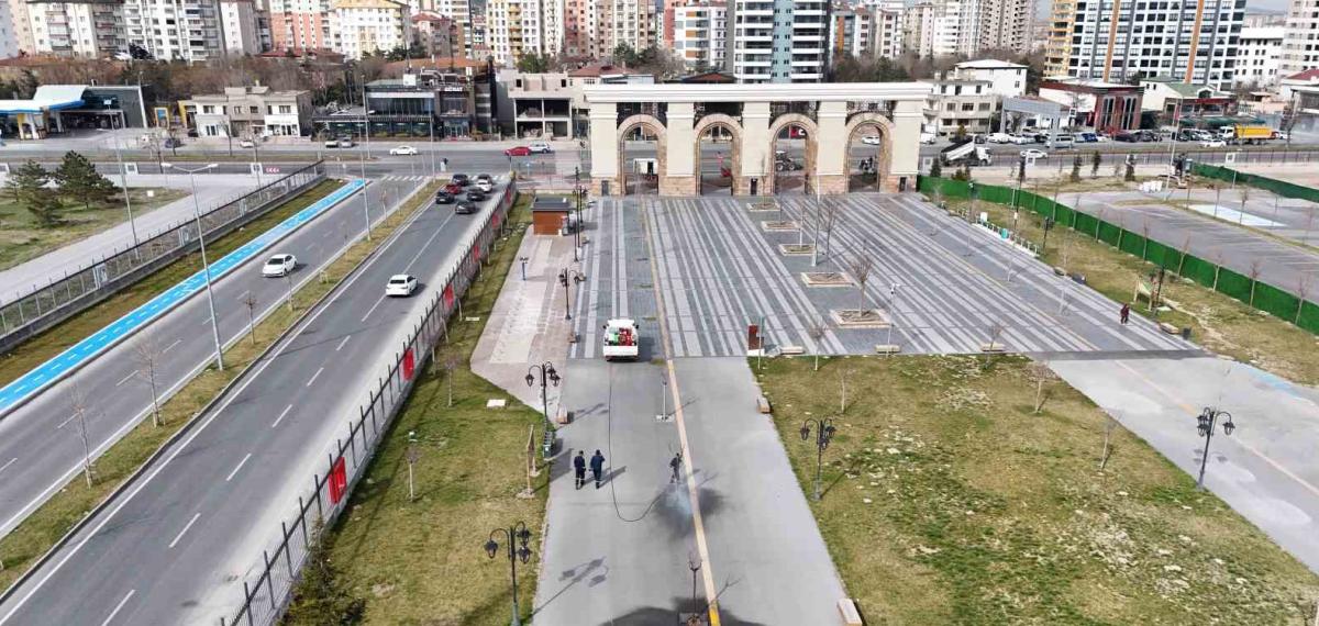 Yeşil Alanlarda İlaçlama Seferberliği Başladı