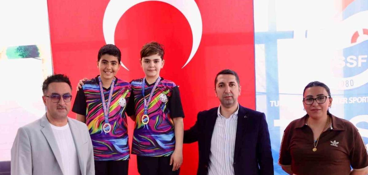 Yüzmede Elazığ’a 19 Madalya
